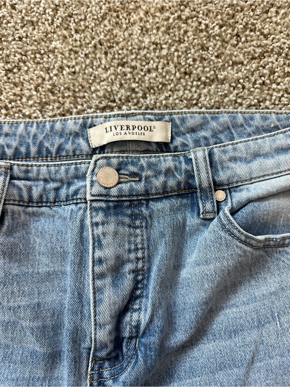 Liverpool Hannah Flare Split-Hem Women's Jeans - Picture 3 of 12